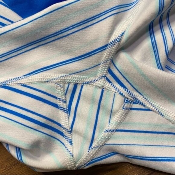 Lululemon Wunder Under Crop Candy White Stripe Size 4 - Picture 4 of 9